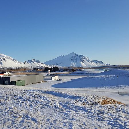 Hvíta húsið, Kirkjubraut 48 Apartamento Höfn Exterior foto
