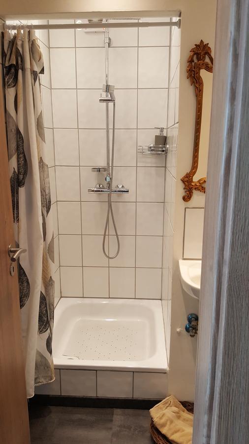 Hvíta húsið, Kirkjubraut 48 Apartamento Höfn Exterior foto
